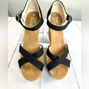 Tom’s Women’s Sienna Cork Wedge Sandal Black Size 9